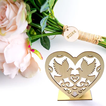  Креативни Сватбени Аксесоари Led Дървени Орнаменти във формата на сърце MR & MRS Дървена Табела САМ Занаятите Плака Сватба, Годеж Парти