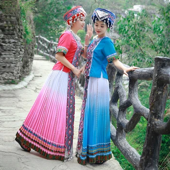  Жена Традиционния етнически костюм фестивал за Народни танци Мяо сценична облекло Винтажное рокля с бродерия хмонг