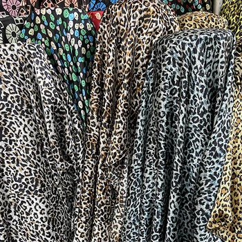  50 см х 150 см Леопардовый Принт Сатен Плат Облекла Craft Материал Копринено Мека Кърпа Кърпа За Шал Подплата направи си Сам