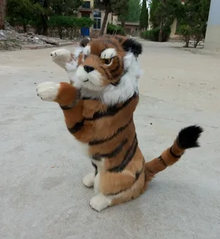  творческа имитация на тигър играчка от смола и кожа щастлив стои тигър модел подарък 45x26 см 1030